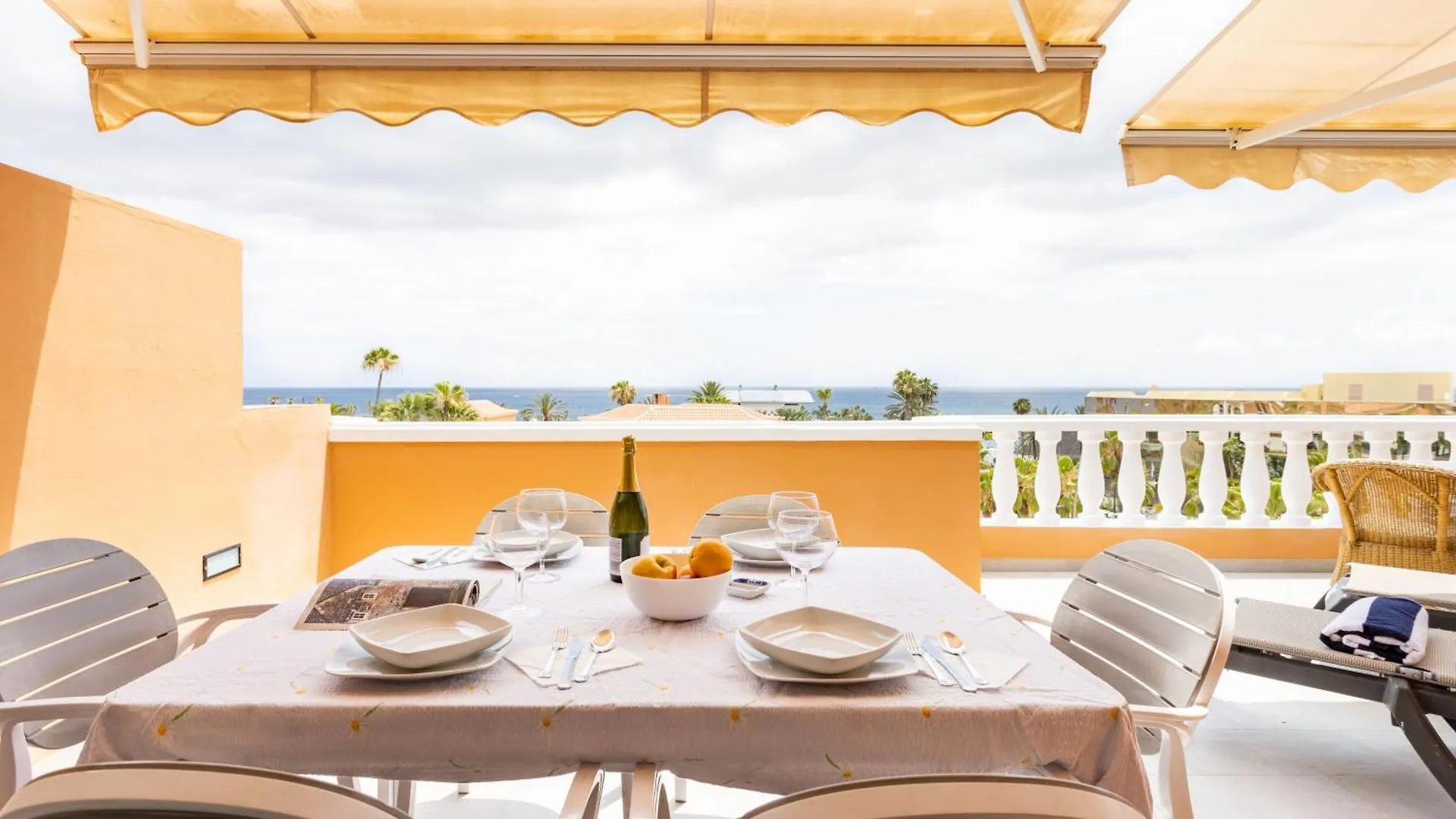 Attic Las Vistas Mit Wunderschoenem Meerblick Playa de las Americas  0*, Playa de las Americas (Tenerife)