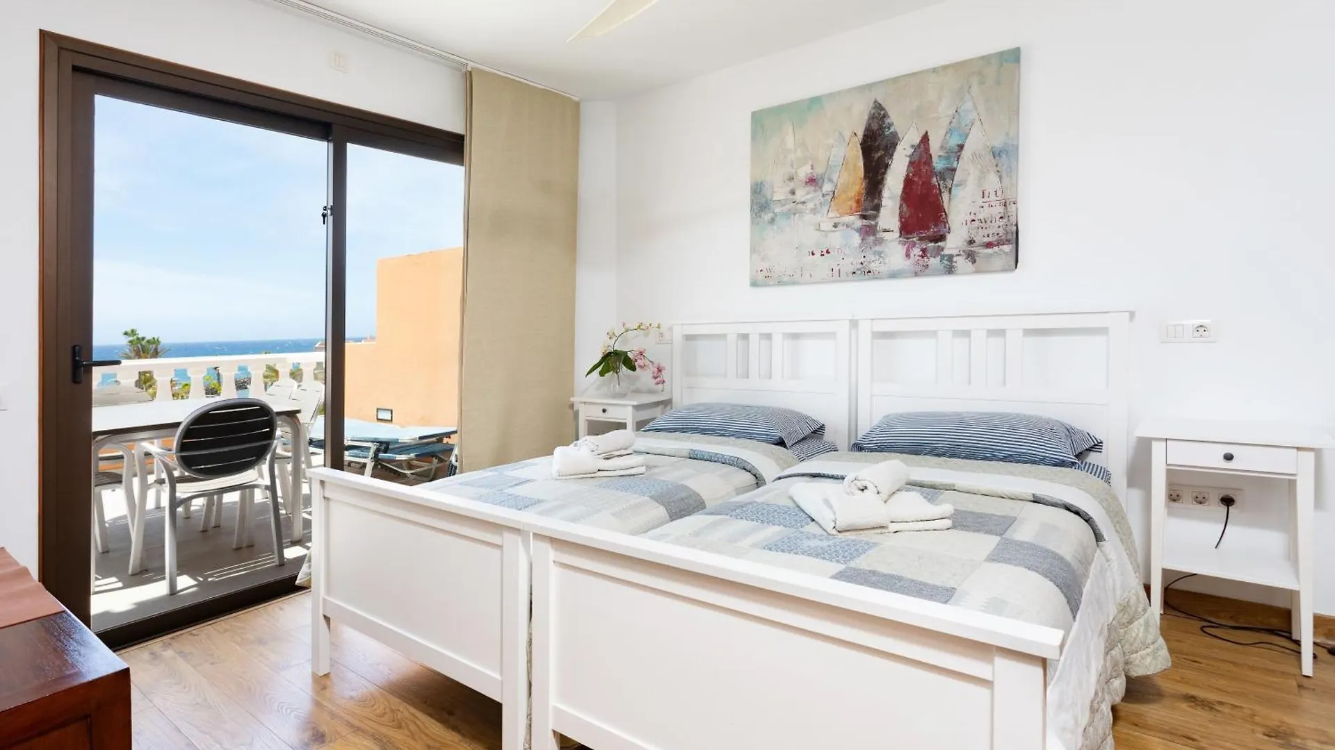 Apartment Attic Las Vistas Mit Wunderschoenem Meerblick Playa de las Americas  Spain